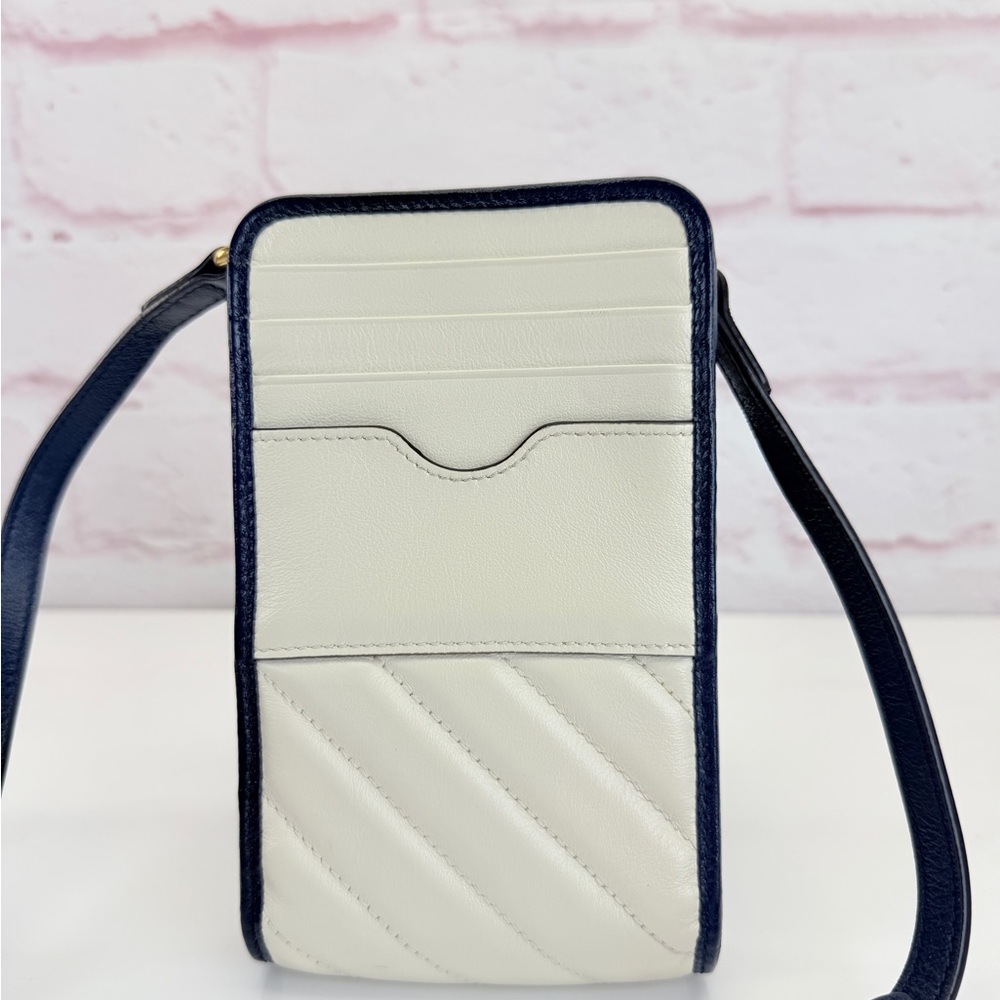Gucci Marmont Matelasse Chevron Quilted White Navy Mini Phone Card Pouch Bag - Picture 2 of 12